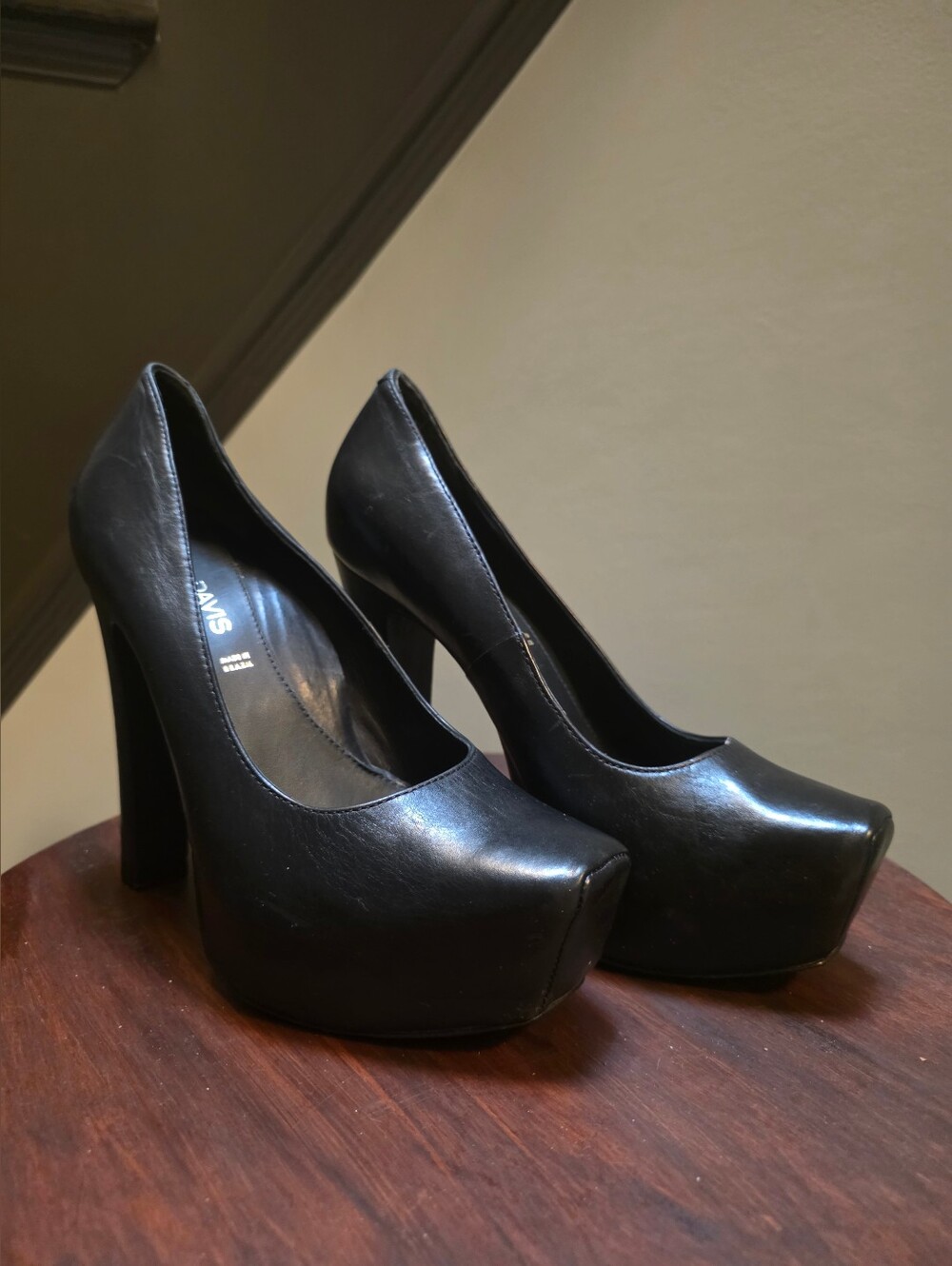 Dana Davis Luxury Black Leather Chunky Platform Pumps Size 7B